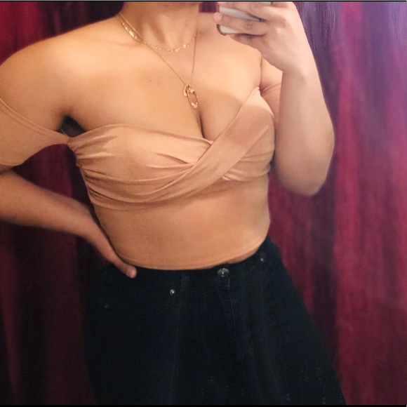 Tops - Crop Top